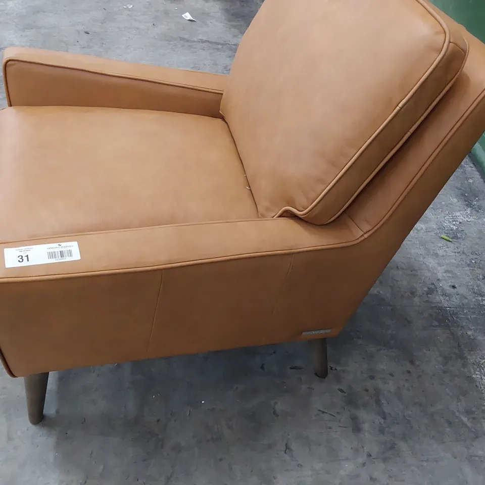QUALITY BRITISH MADE LOUNGE Co EASY CHAIR TAN LEATHER