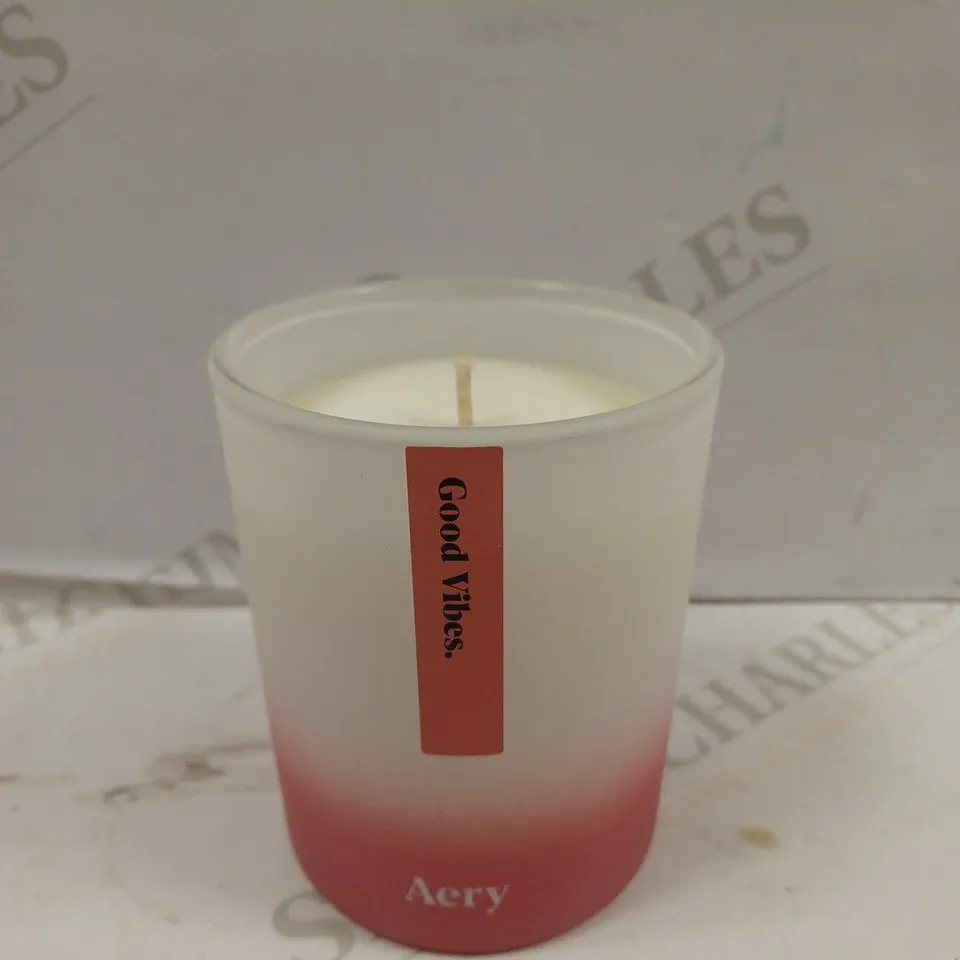 BOXED AVERY GOOD VIBES PURE SOY CANDLE, SCENTED WITH GINGER, RHUBARB, VANILLA & CLOVE - COLLECTION ONLY