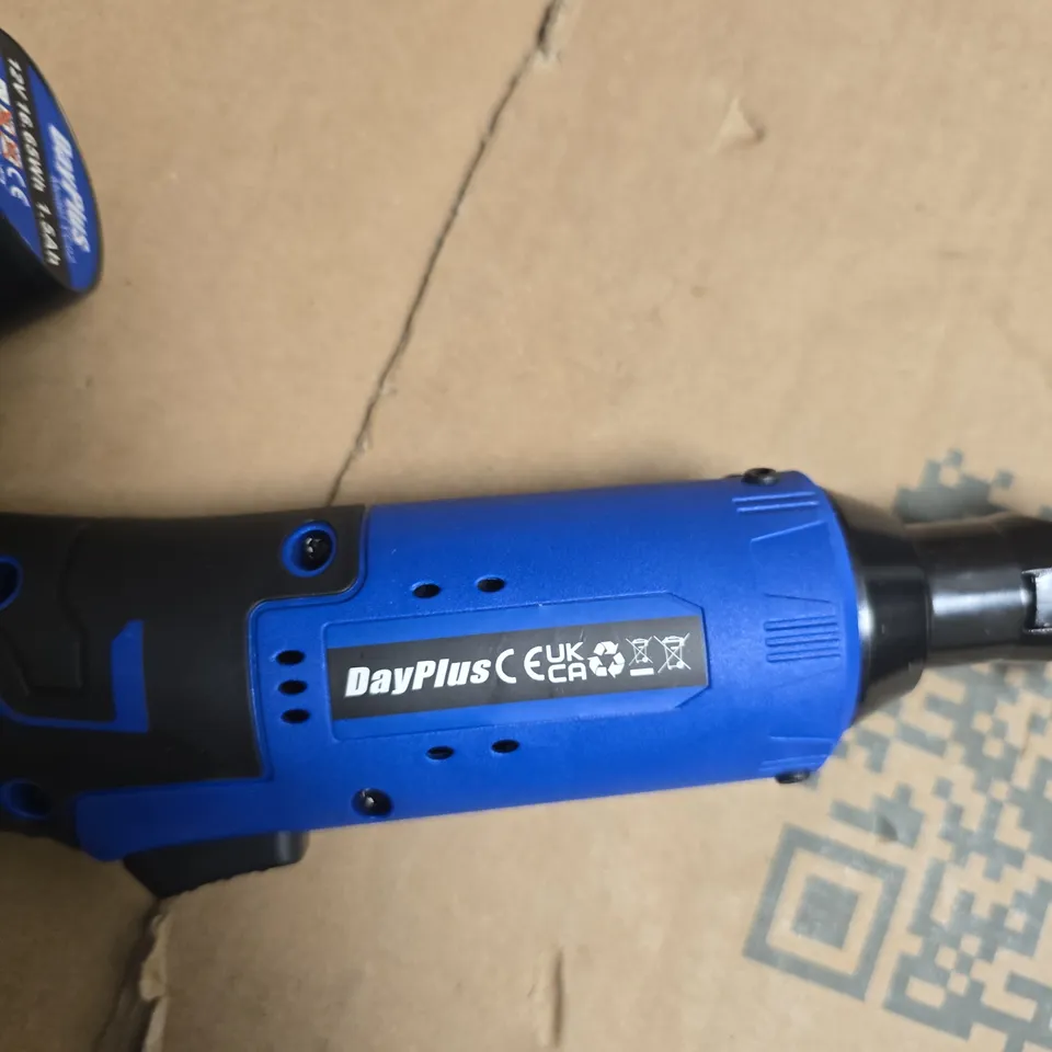 DAYPLUS CORDLESS RATCHET – BLUE, WITH 2 BATTERIES