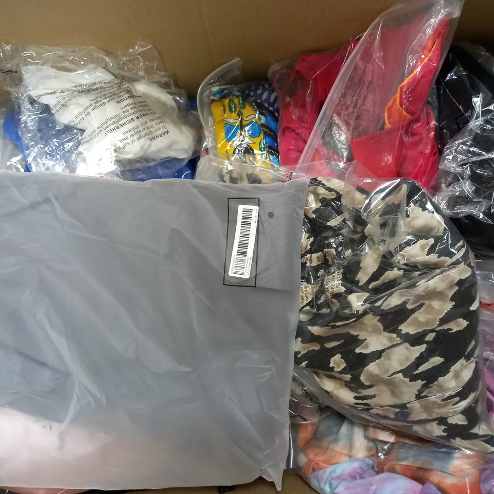 BOX OF APPROXIMATELY 20 ASSORTED ITEMS OF CLOTHING TO INCLUDE GODDIVA, ASOS, ETC