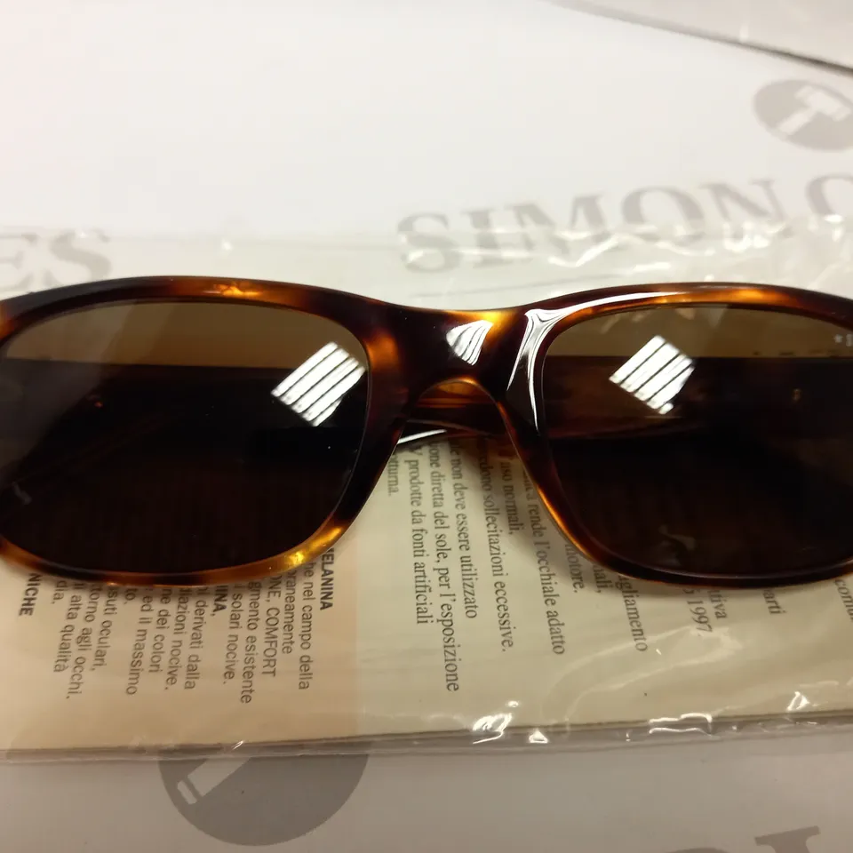 APPROXIMATELY 10 DIERRE STING SUNGLASSES - BOXED