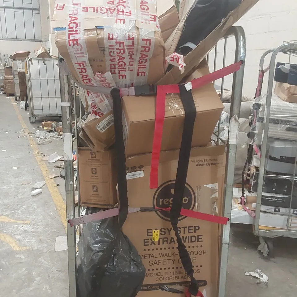 CAGE CONTAINING A LARGE QUANTITY OF ASSORTED ITEMS INCLUDING: LOMG REACH PICK UP TOOL, DEHUMIDIFIER, CLOTHING PEGS, SHOE STORAGE RACK ECT // CAGE NOT INCLUDED