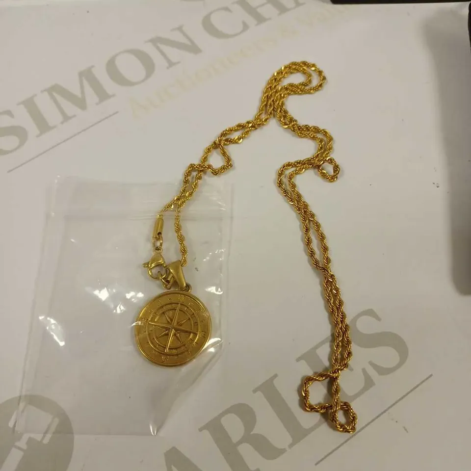 UNDENIABLE LONDON GOLD CHAIN & PENDANT 