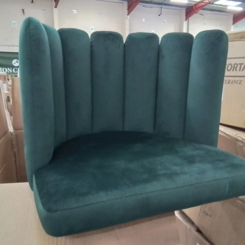 BOXED MARKLAND DINING CHAIR -GREEN- [VELVET]
