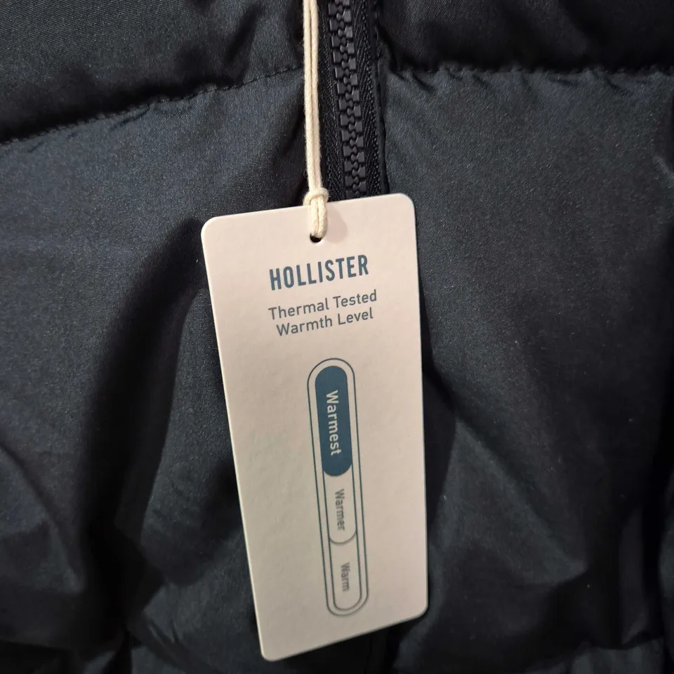 HOLLISTER QUILTED PUFFER JACKET – BLACK, XXL (UK 24-26)