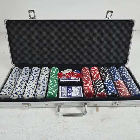POKER SET IN METAL CASE WITH HANDLE