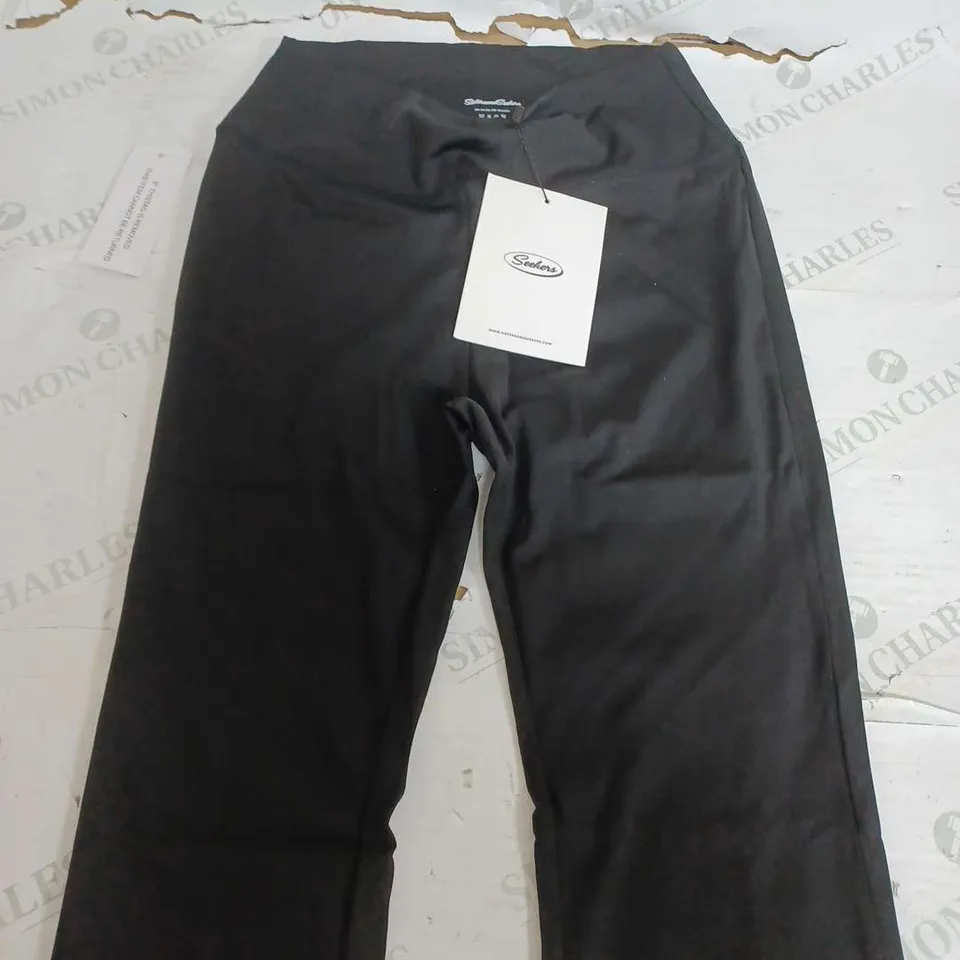 SEEKERS ACTIVE YOGA PANTS IN JET BLACK - MEDIUM