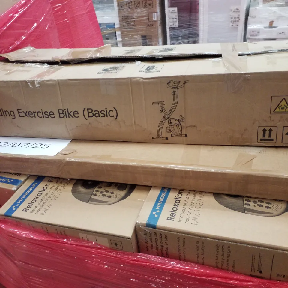 PALLET CONTAINING ASSORTED PRODUCTS INCLUDING FOLDING EXERCISE BIKE, RELAXATION FOOT SPA & GARDEN METAL FENCE