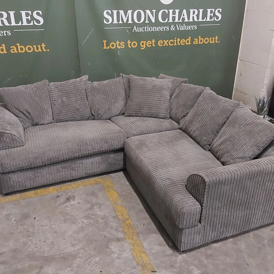 QUALITY DESIGNER GREY UPHOLSTERED CORNER SOFA