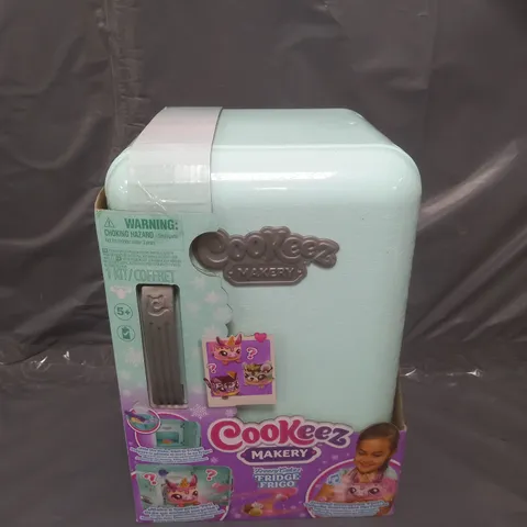 COOKEEZ MAKERY FREEZY CAKEZ PLAYSET