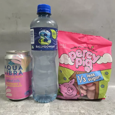APPROXIMATELY 5 ASSORTED FOOD AND DRINK ITEMS TO INCLUDE PERCY PIG SWEETS, PEPSI MAX CHERRY MULTIPACK, SPRING WATER MULTIPACK, ETC
