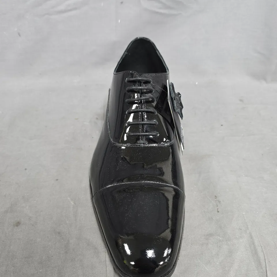 AUTOGRAPH BLACK PATENT LEATHER OXFORD SHOES – UK SIZE 8