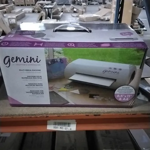 BOXED GEMINI MULTI MEDIA MACHINE WITH ACCESSORIES 