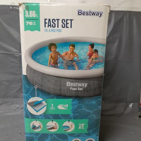 BESTWAY FAST SET POOL INCLUDING FILTER PUMP - COLLECTION ONLY