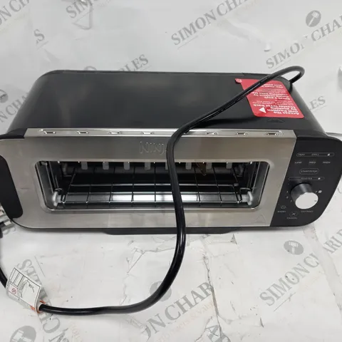 BOXED NINJA 2 IN 1 TOASTER & GRILL ST100UK