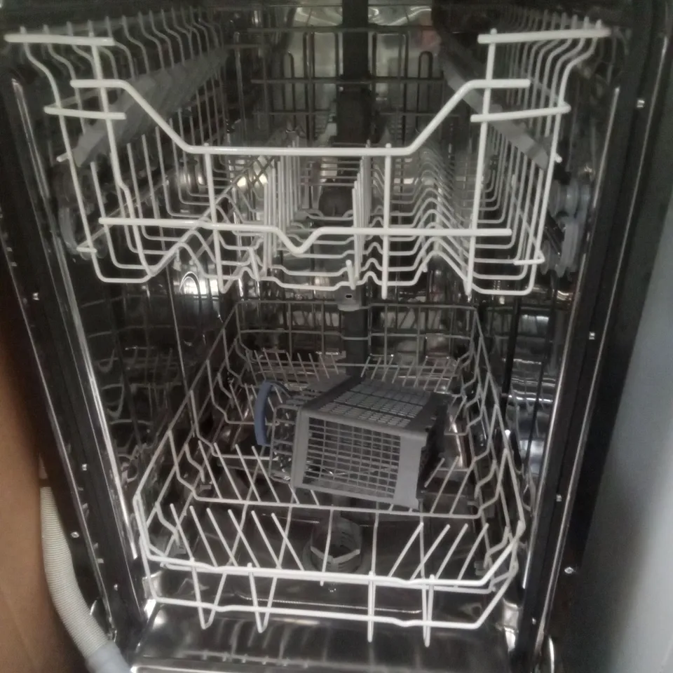 SWAN SDW2015B 10 PLACE SLIMLINE FREESTANDING DISHWASHER