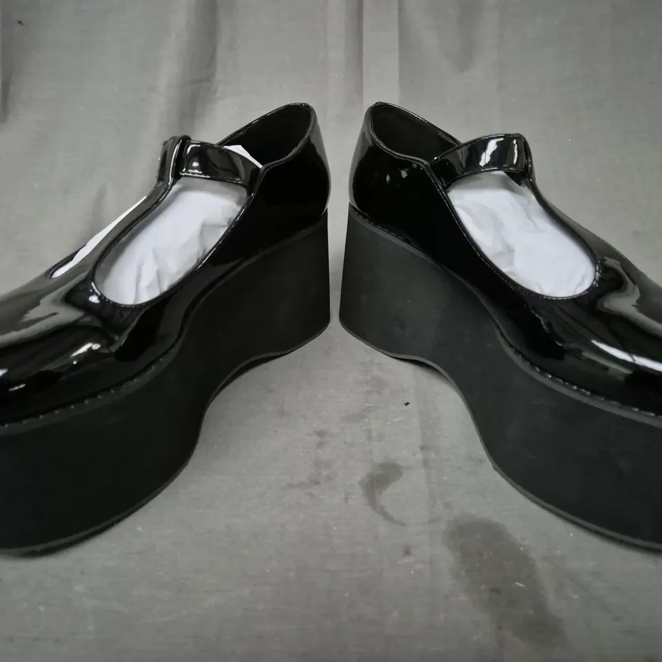 BOXED PAIR OF KOI MORENO BLACK PLATFORM MARY JANES UK SIZE 9