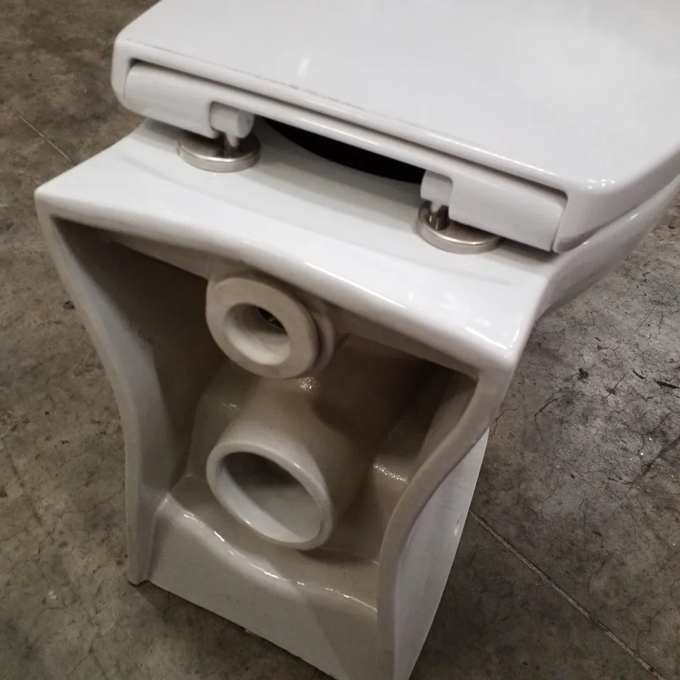 BRAND NEW TOILET PAN WITH SEAT