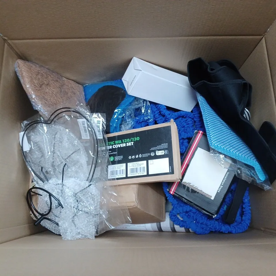 APPROXIMATELY 20 ASSORTED HOUSEHOLD ITEMS TO INCLUDE BEDDING, SELF ADHESIVE WALLPAPER AND A BACKPACK