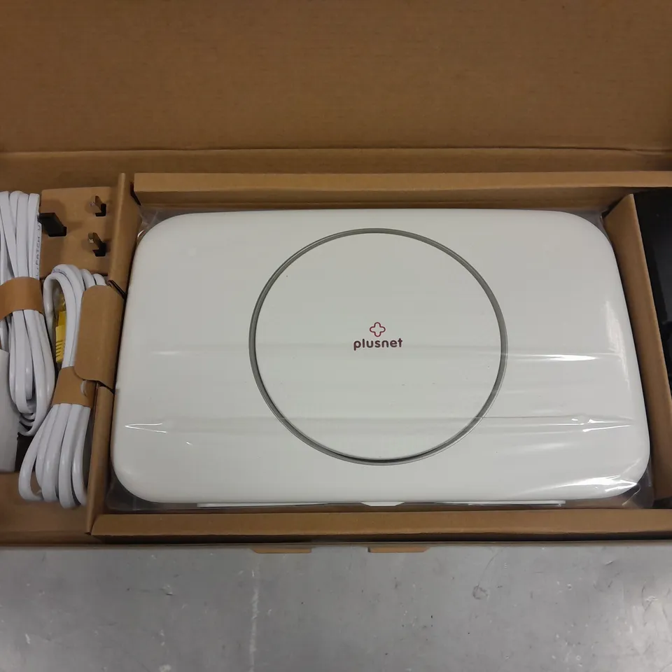 BOXED PLUSNET HUB 2 WIFI ROUTER 