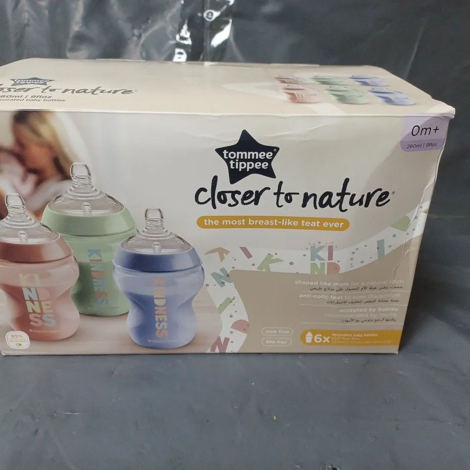 TOMMEE TIPPEE CLOSER TO NATURE DECORATED BABY BOTTLES AGE 0+ MONTHS SET OF 6