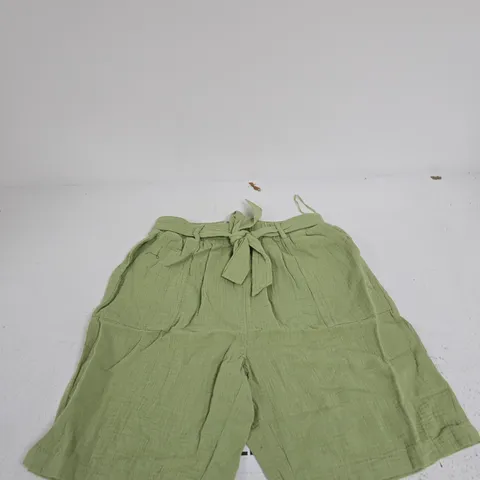 MUDFLOWER WOMEN'S SHORTS β LIGHT GREEN, UK 10 (EU 38, US 6)