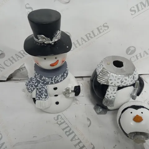 SANTA EXPRESS SET OF 2 CHRISTMAS CHARACTER BOBBLE HEADS