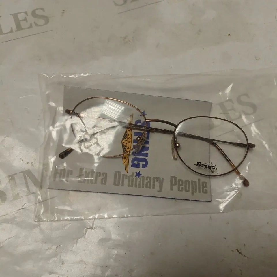 10 STING OCCHIALI GLASSES - V54319/0K23