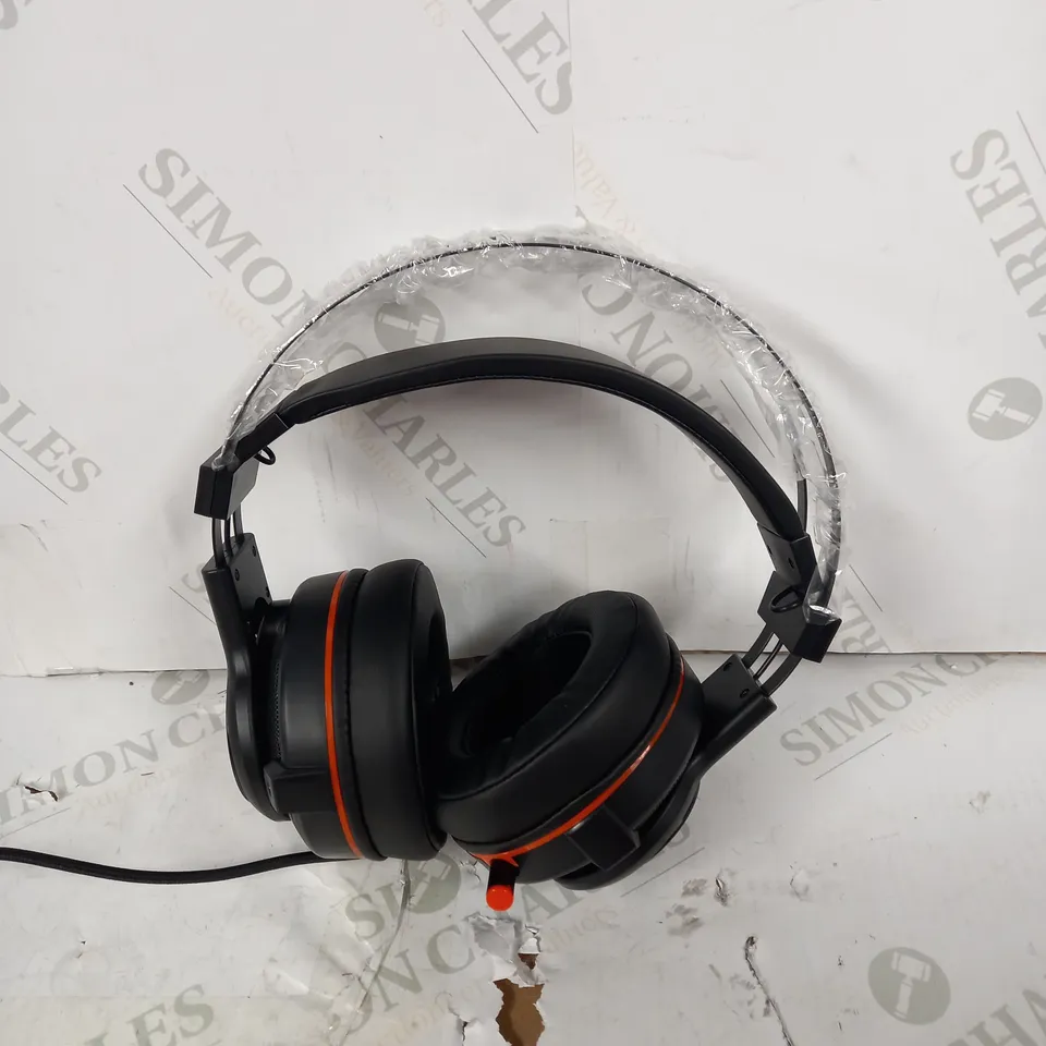 BLACKWEB VIRTUAL 7.1 GAMING HEADSET