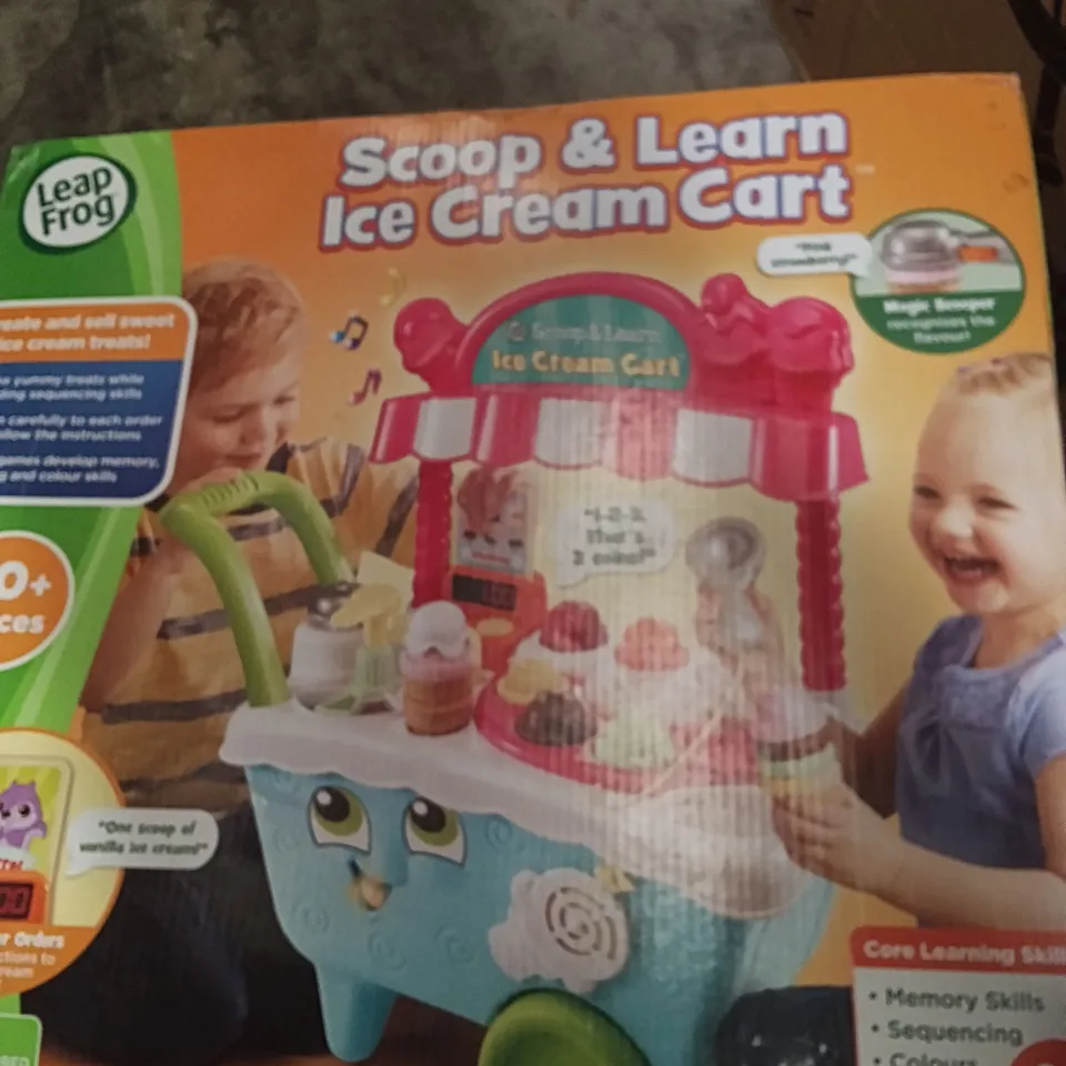 BOXED SCOOP & LEARN ICE CREAM CART 