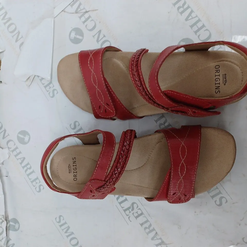 BOXED EARTH ORIGINS BRIA BRIGHT RED SANDALS UK7