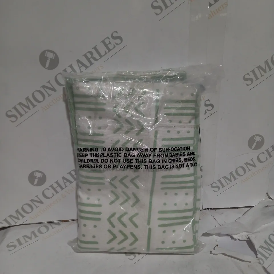 PACKAGED UMI BY AMAZON 100% COTTON CUSHION COVERS