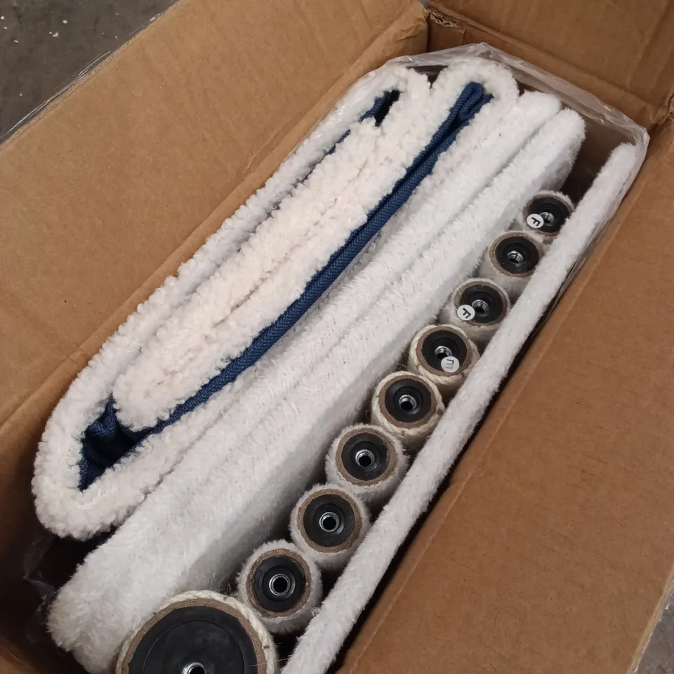 BOXED CAT SCRATCHING POST/CLIMBING FRAME - WHITE (1 BOX)