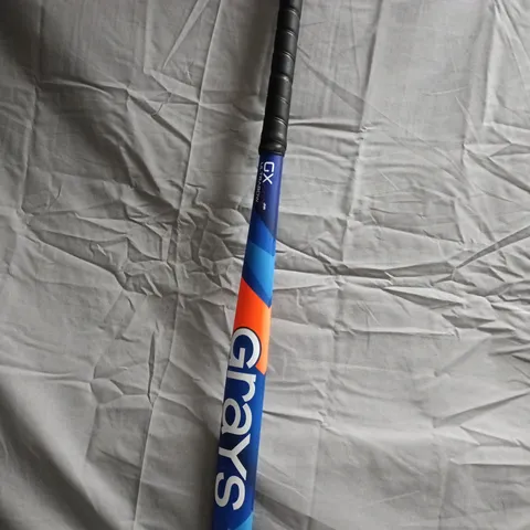 GRAYS JUNIOR GX 1000 ULTRABOW HOCKEY STICK IN BLUE/NAVY/ORANGE