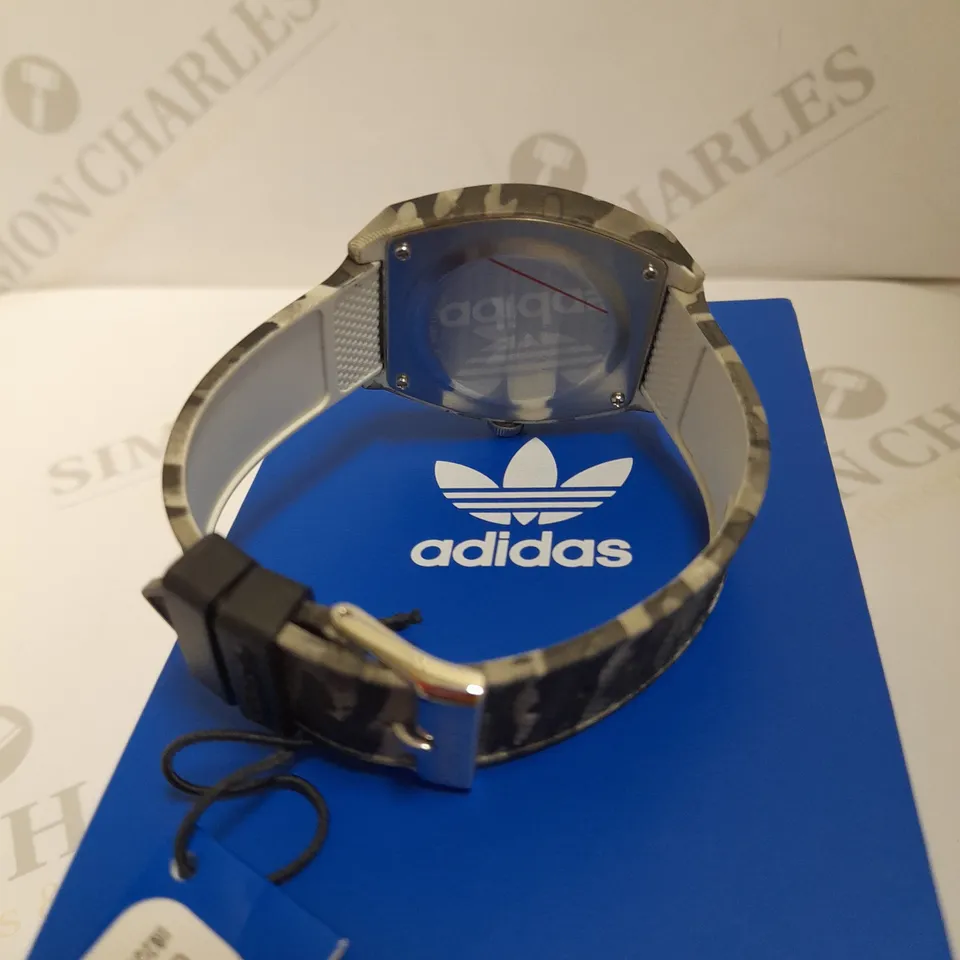 ADIDAS PROJECT TWO WHITE RESIN WATCH RRP £59