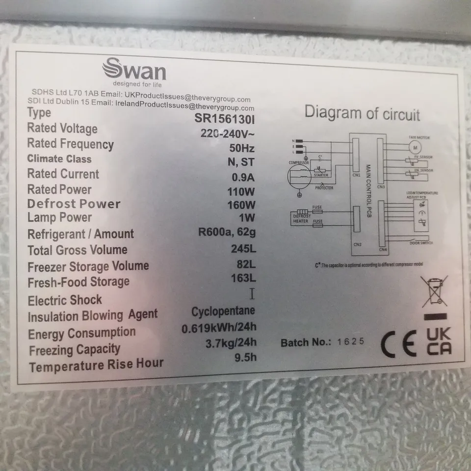 SWAN SR15690S 48CM WIDE, 50/50 SPLIT FRIDGE FREEZER - SILVER