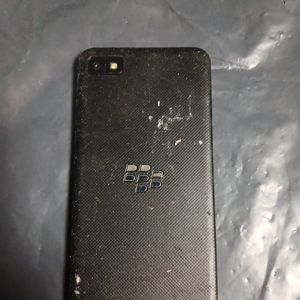 BLACKBERRY PHONE - MODEL UNSPECIFIED
