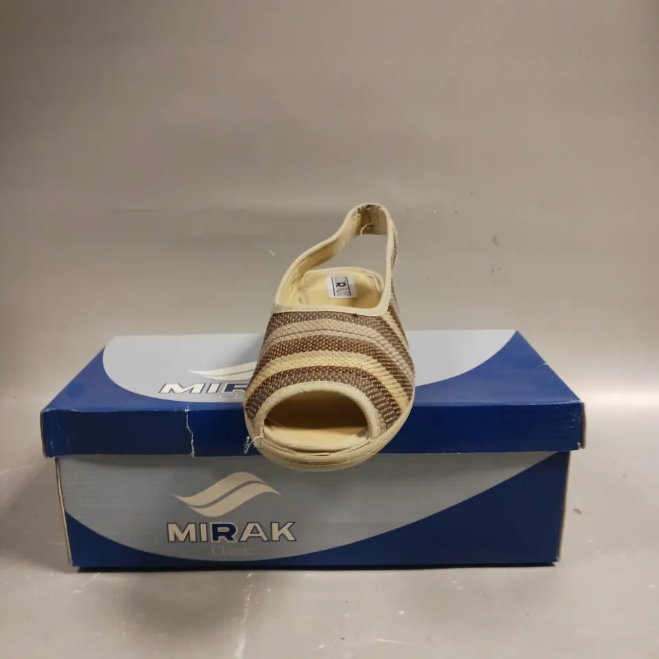 BOXED PAIR OF MIRAK CLASSIC OPEN TOE SLIP ON SANDLES IN BROWN - SIZE 7