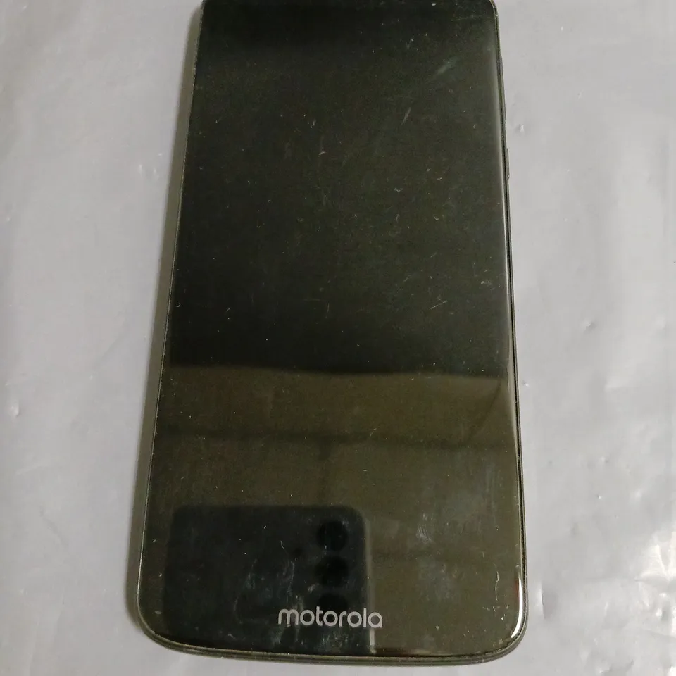 MOTOROLA G6 PLAY SMARTPHONE IN MIDNIGHT BLUE