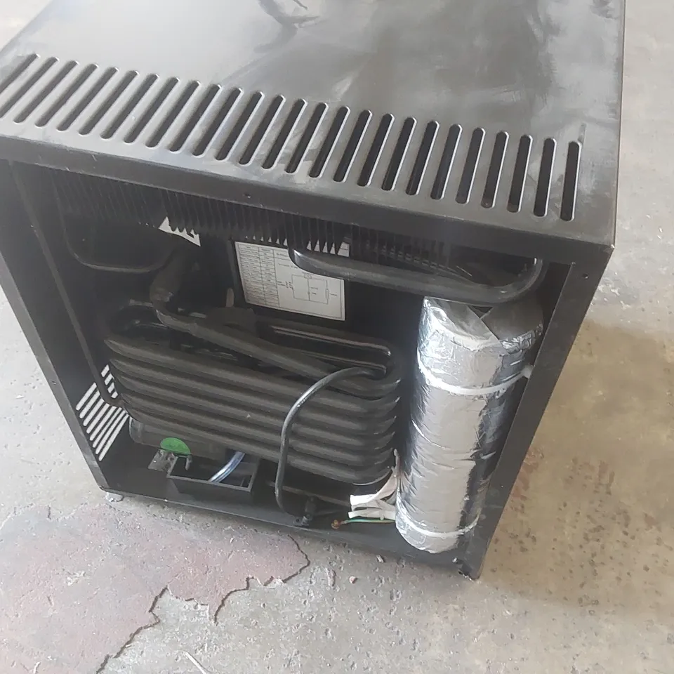 BLIZZARD BMB30 30L MINI BAR FRIDGE