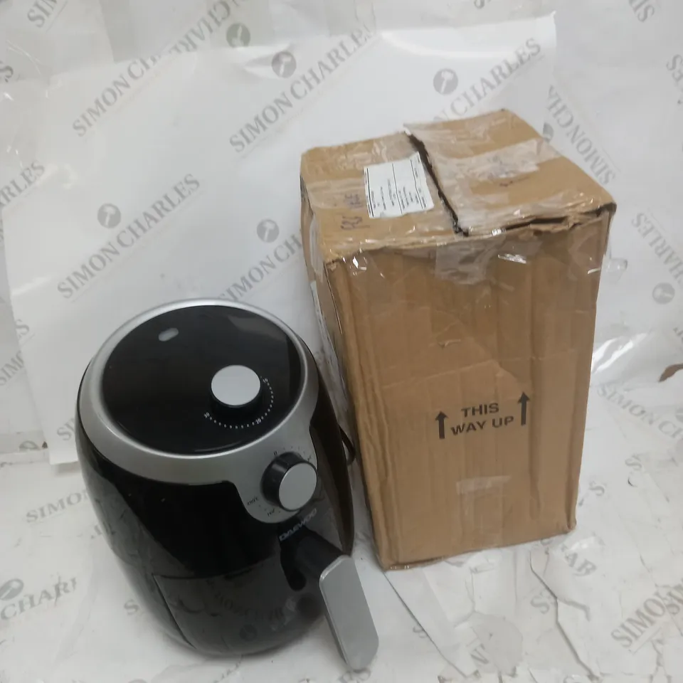 BOXED DAEWOO 2 LITRE AIR FRYER