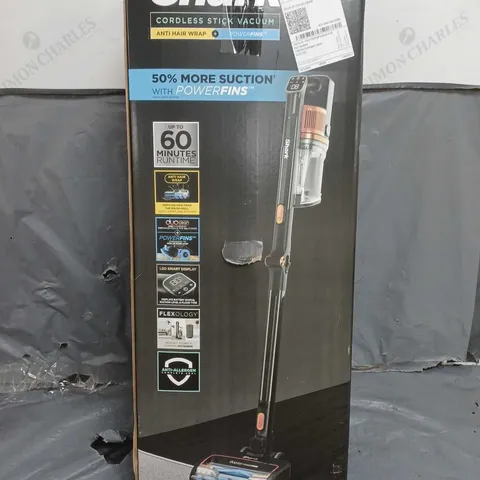 BOXED SHARK ANTI HAIR WRAP CORDLESS STICK VACUUM