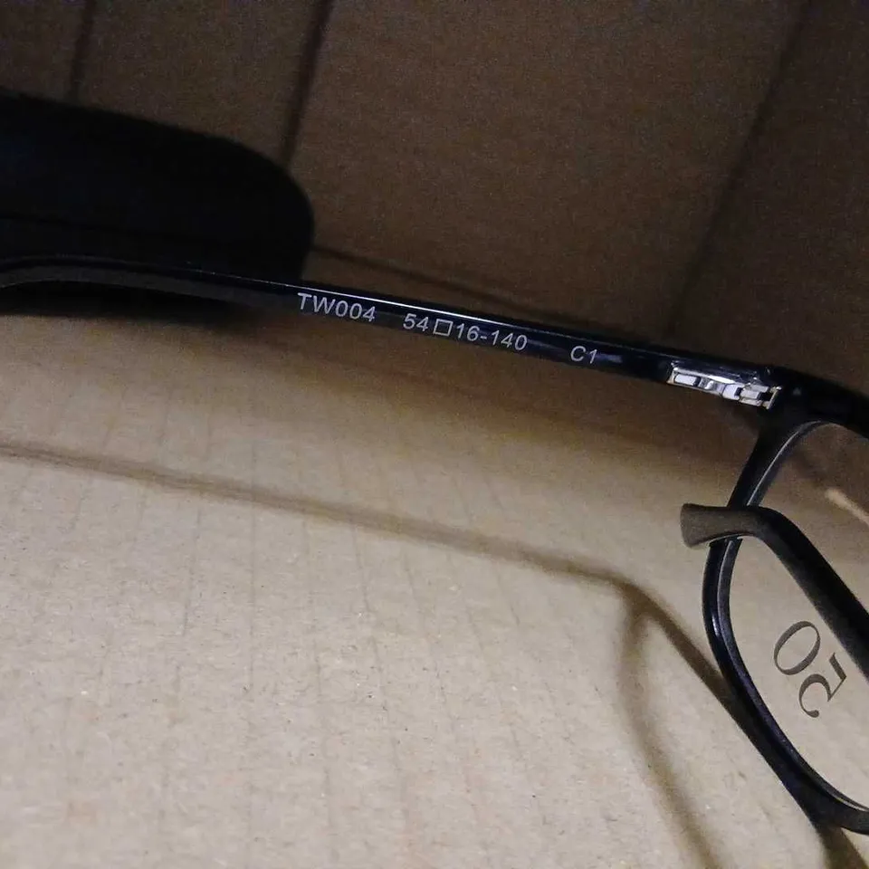 TOM WHITE ORIGINALS EYEGLASSES - BLACK FRAME, SIZE 50