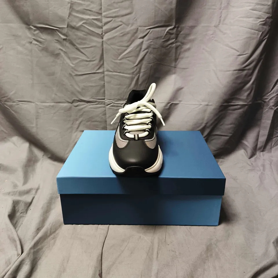 BOXED PAIR OF MENS CLEEN'S SHOES - SIZE 11.5 