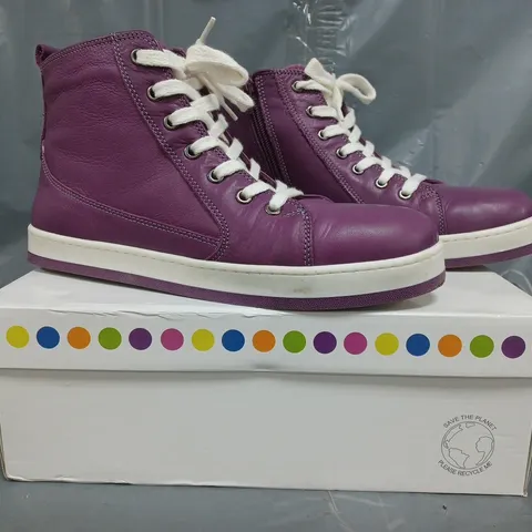 BOXED PAIR OF ADESSO LEATHER HIGH TOP TRAINER BOOTS IN PLUM SIZE 6