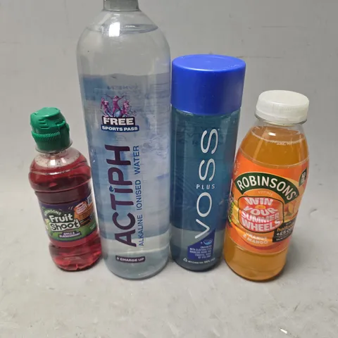 APPROXIMATELY 7 ASSORTED DRINKS ITEMS TO INCLUDE - FRUIT SHOOT APPLE & BLACKCURRANT , ACTIPH WATER ETC