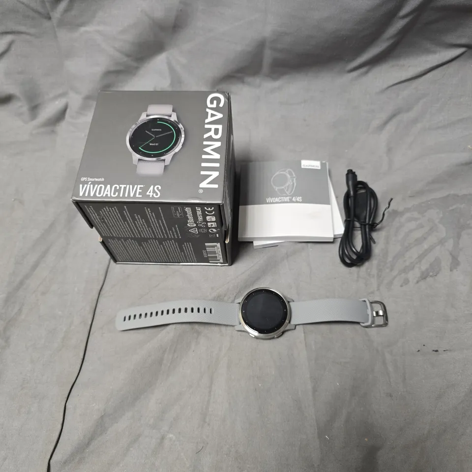 GARMIN VIVOACTIVE 4S GPS SMARTWATCH – GREY BAND, BOXED WITH CHARGING CABLE