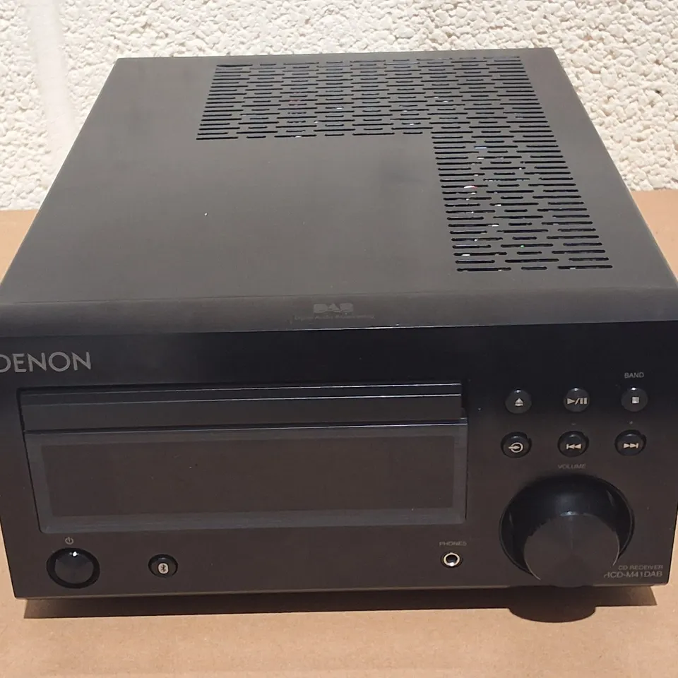 DENON CD RECEIVER IN BLACK - RCD-M41DAB