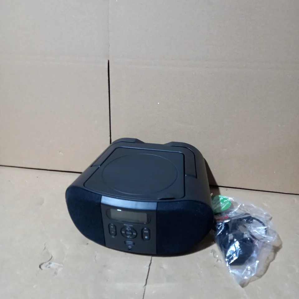 CD BOOMBOX