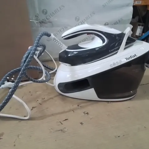 BOXED TEFAL SV8020G0 EXPRESS AIRGLIDE STEAM GENERATOR IRON